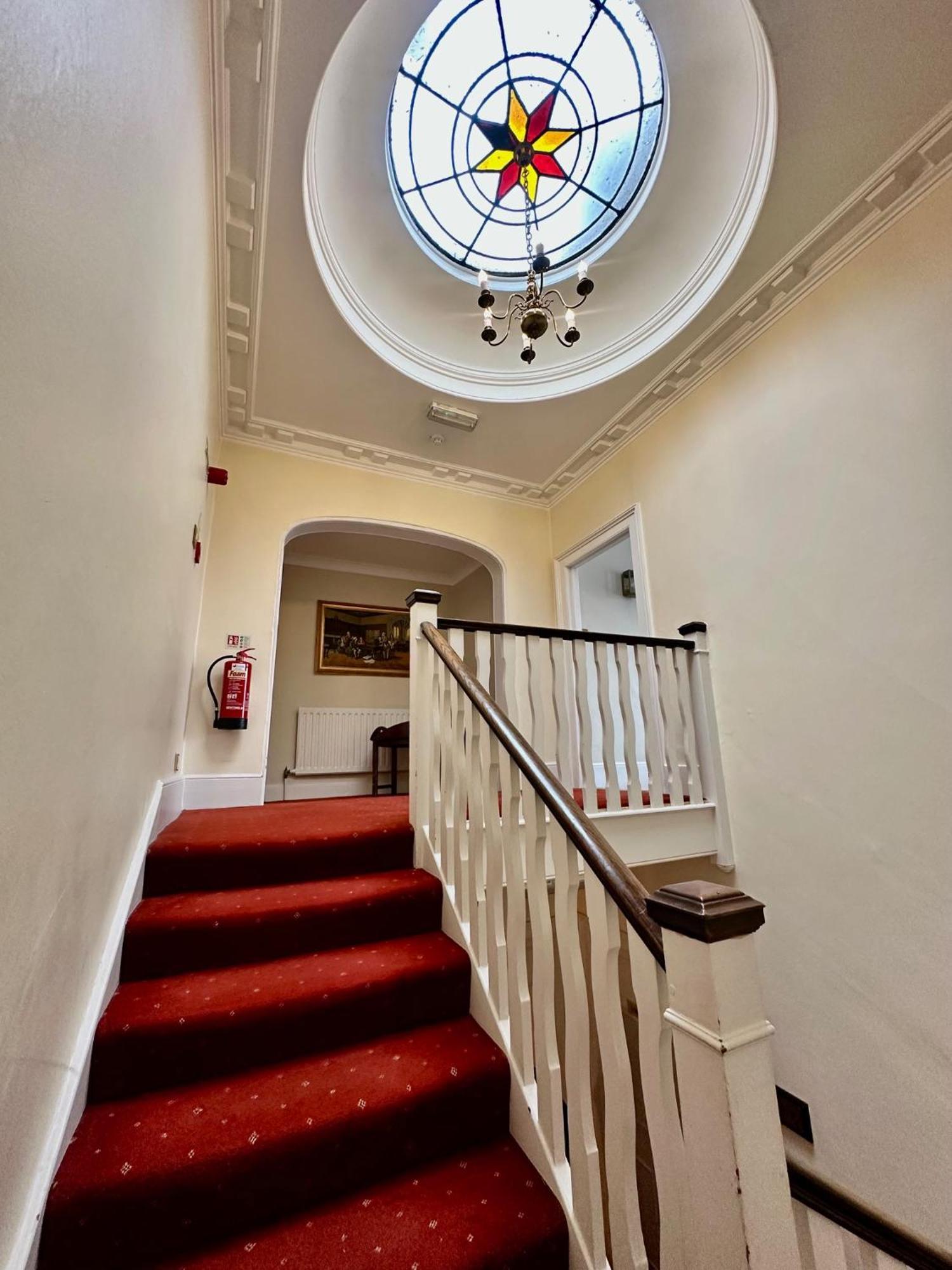 The Angel Posting House & Livery Guildford Esterno foto